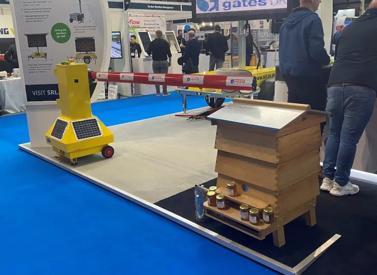 Highways UK 2021 - Solar Gates UK showcase the all-new INSTABOOM&trade; Lite
