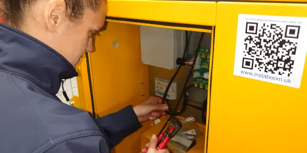 worker servicing INSTABOOM&trade;